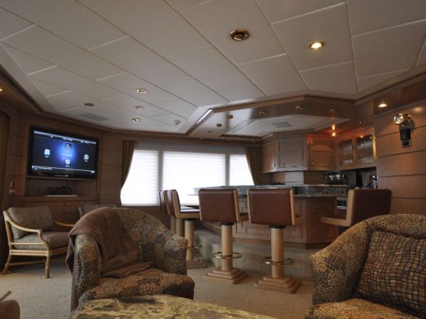Yacht 6