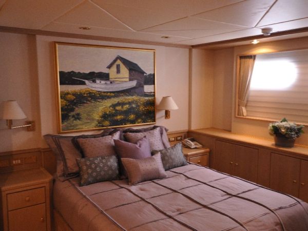 Yacht 8